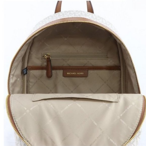 MICHAEL KORS Kenly Medium Backpack Signature Vanilla Bag - Picture 4 of 10